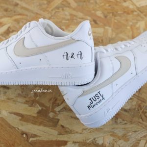 Beige et initiales - Air Force 1 custom