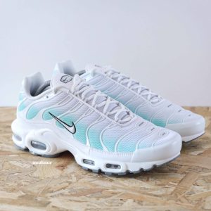 Vert d'eau - Air Max Plus (TN) custom