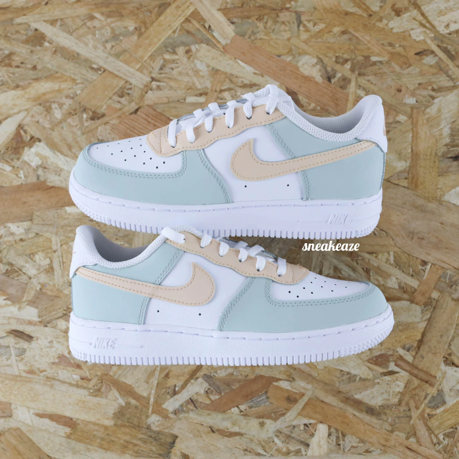 Amande - Air Force 1 custom (enfant) – Image 2