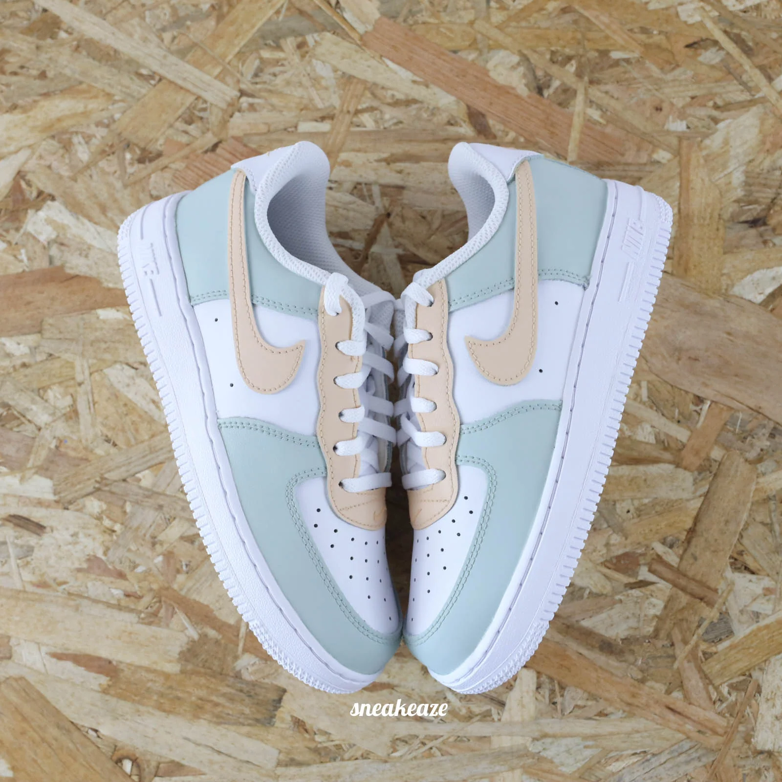 Amande - Air Force 1 custom (enfant) – Image 3