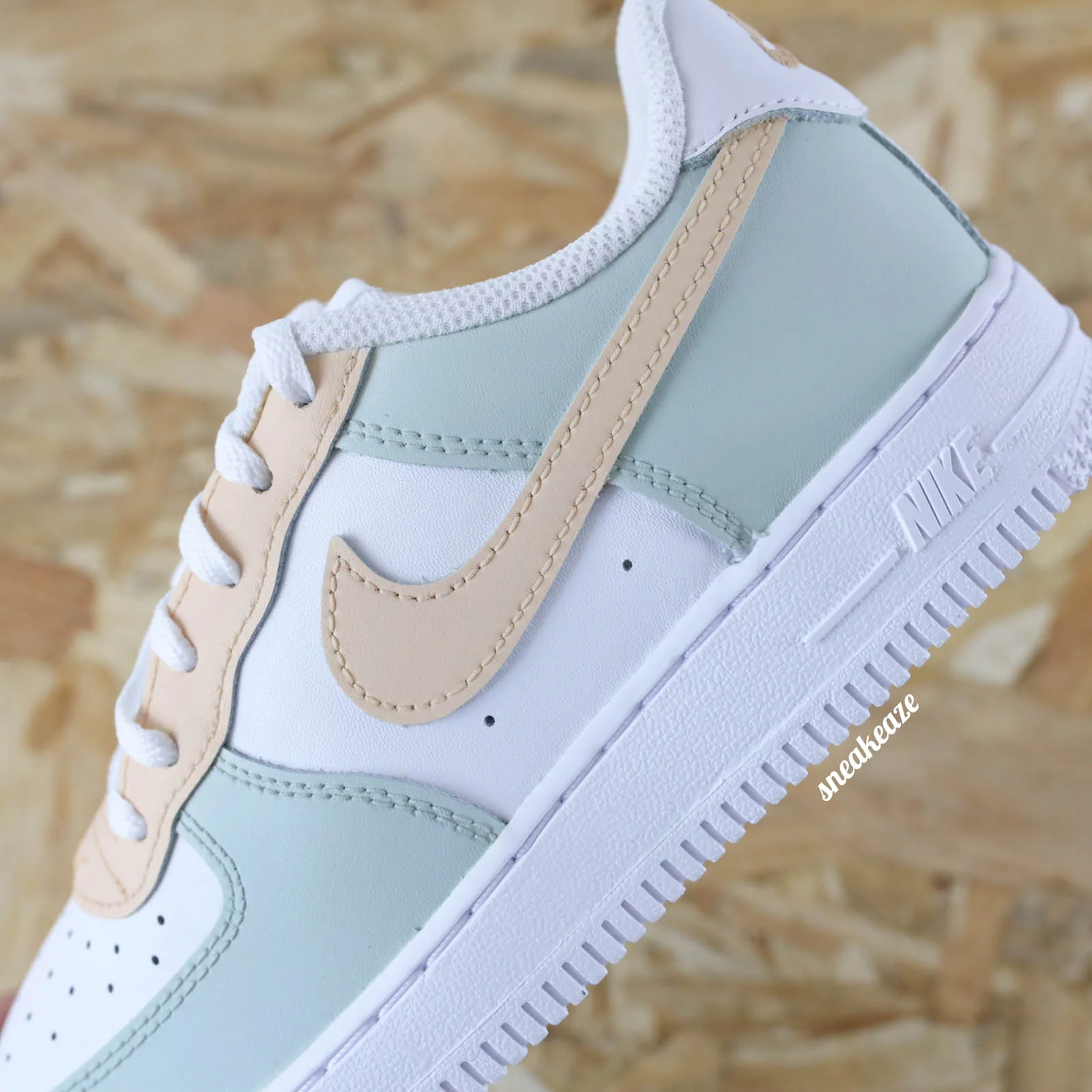 Amande - Air Force 1 custom (enfant) – Image 6