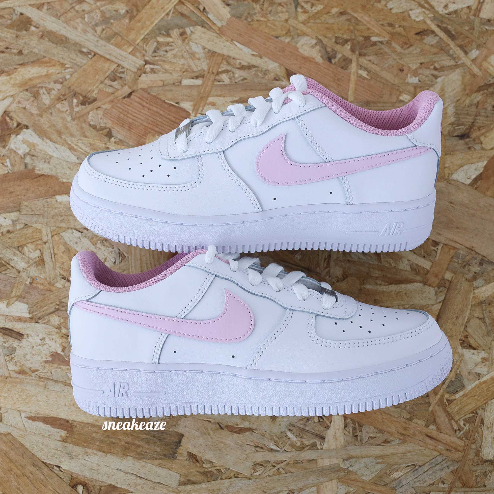 Swoosh & Toile rose Pastel – Image 3