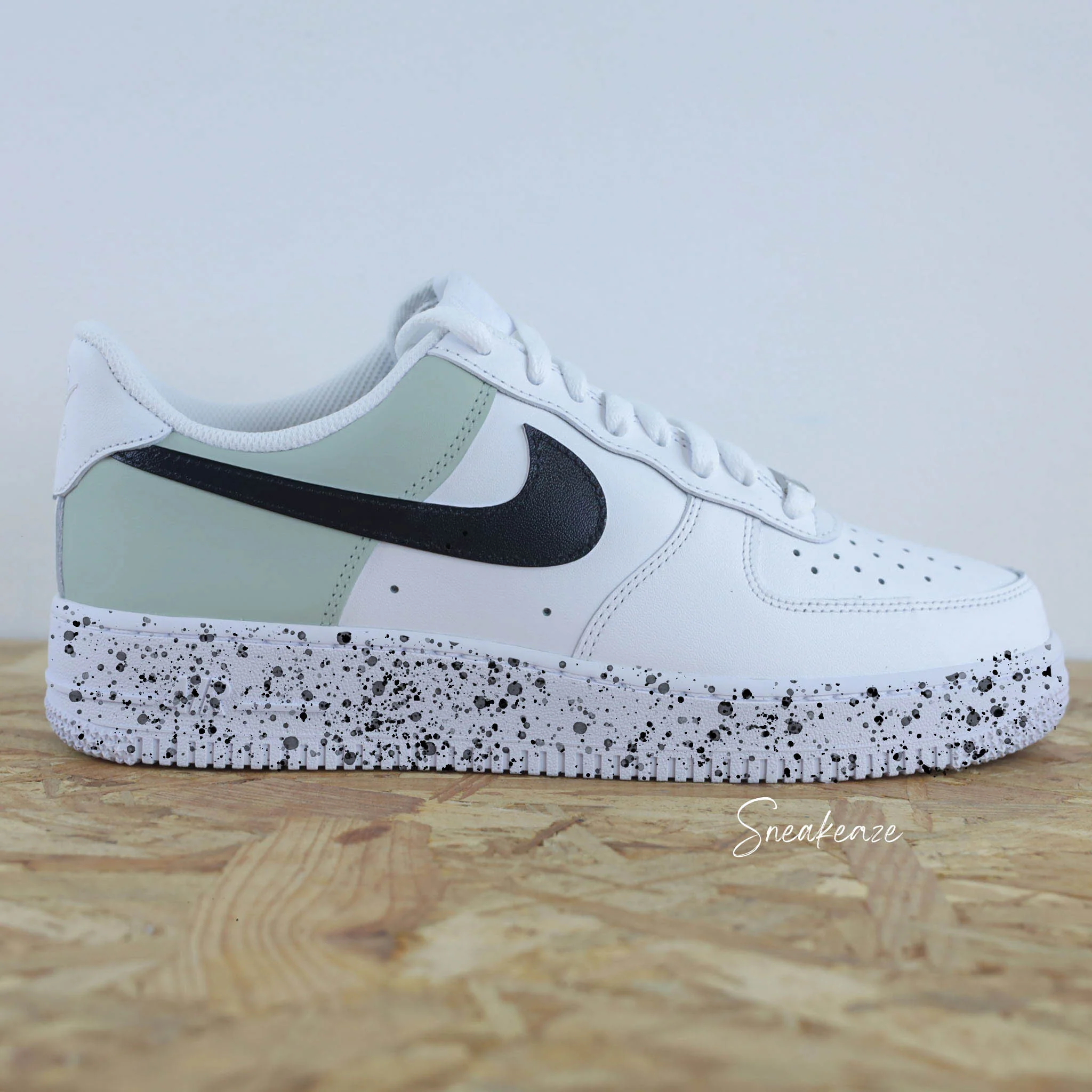Color block splash noir et bleu - Air Force 1 custom – Image 6