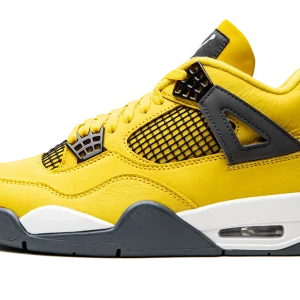 Air Jordan 4 Retro Lightning (2021)