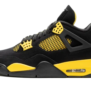 Air Jordan 4 Retro Thunder (2023)