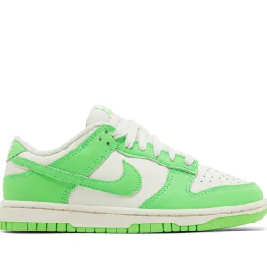 Nike Dunk Low Green Strike (W)