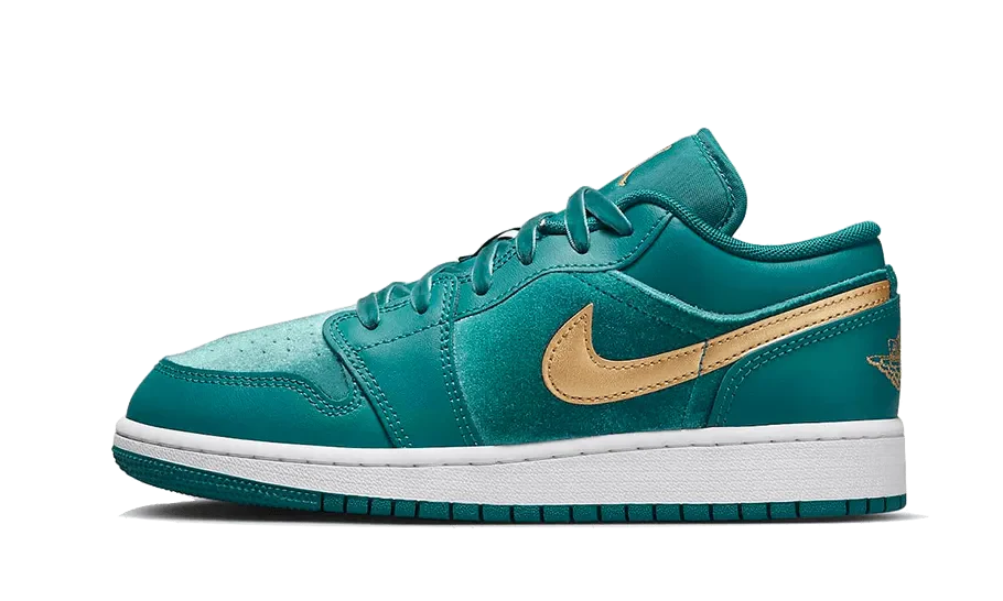 Air Jordan 1 Low Velvet Geode Teal – Image 2