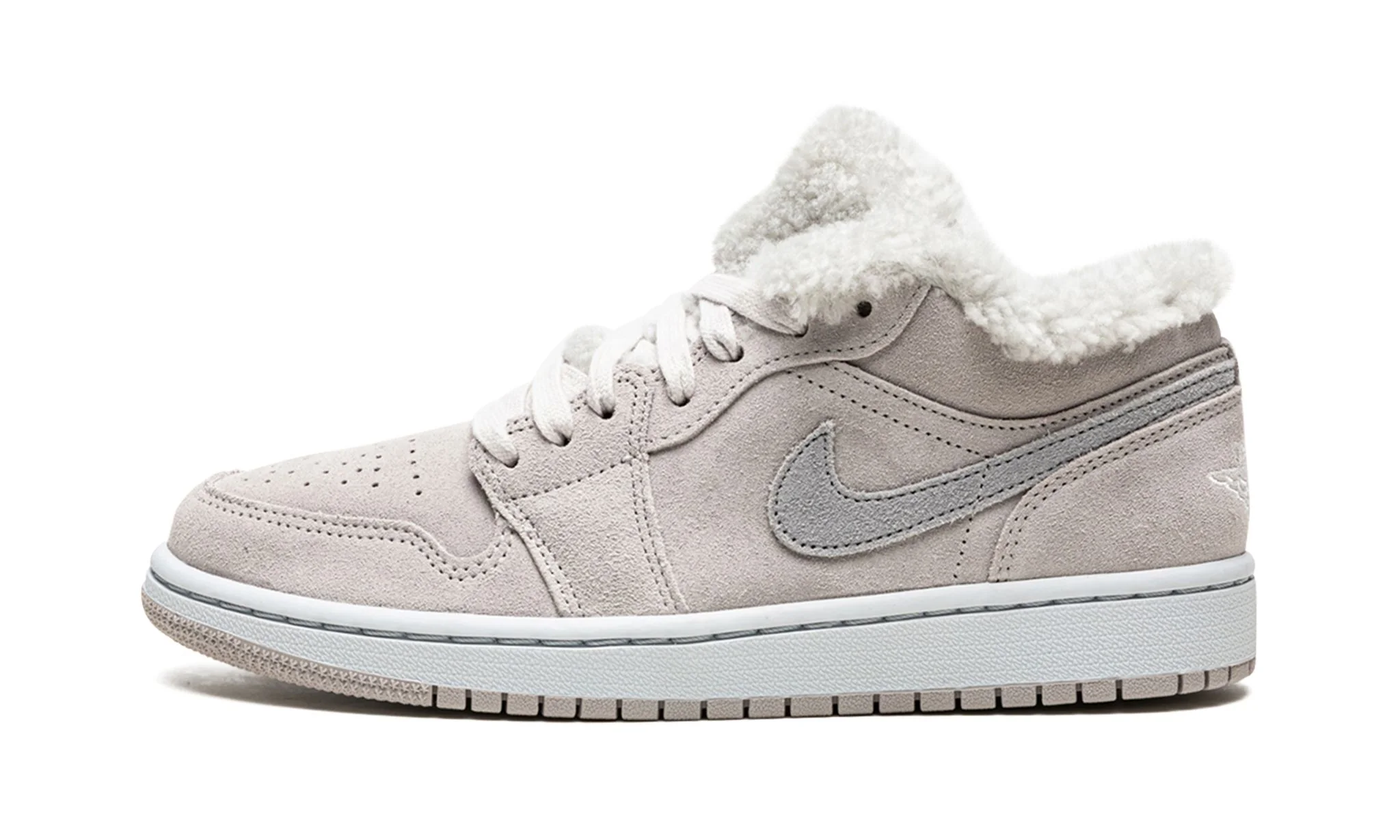 Air Jordan 1 Low SE Sherpa Fleece – Image 2
