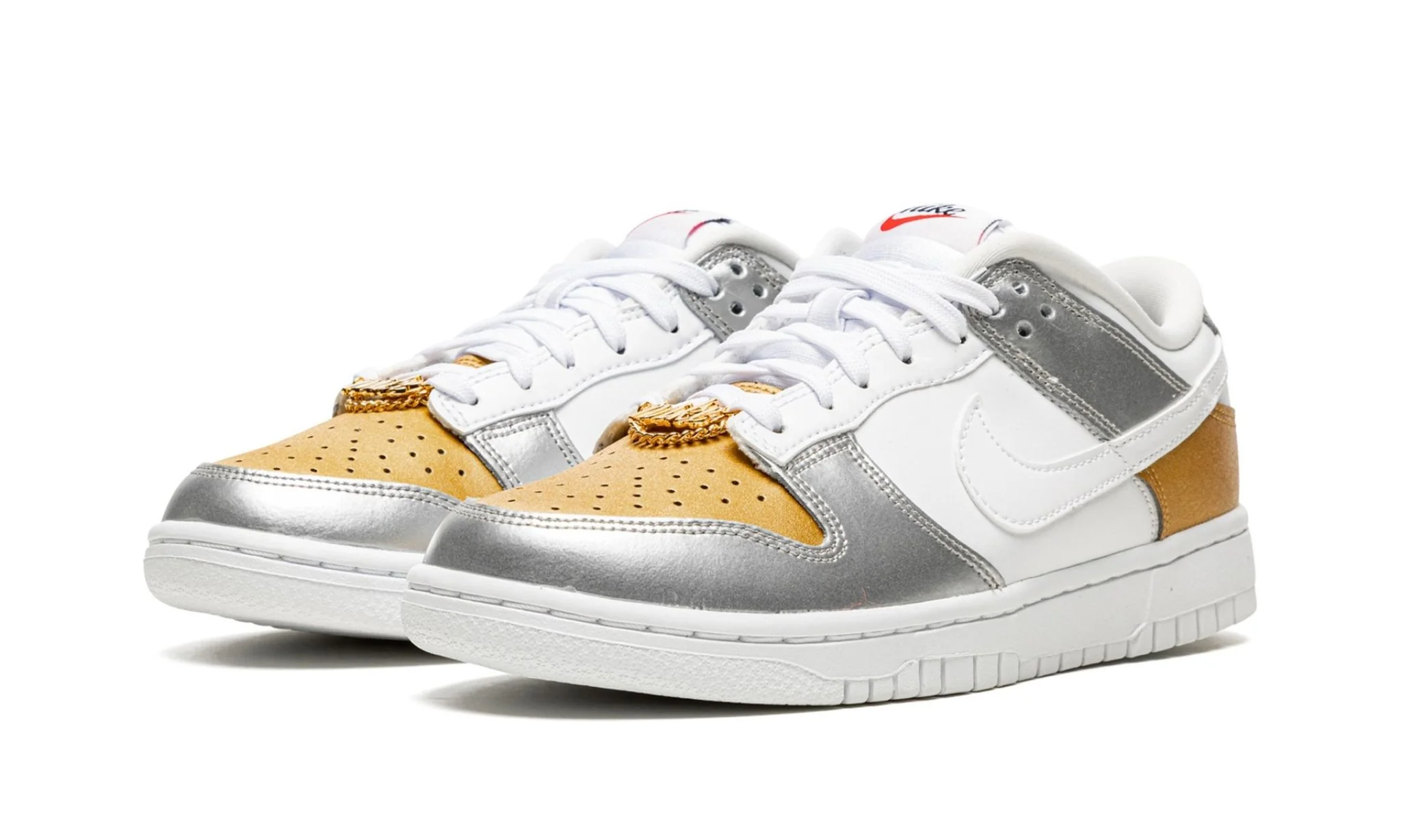 Nike Dunk Low Gold Silver Metallic – Image 3